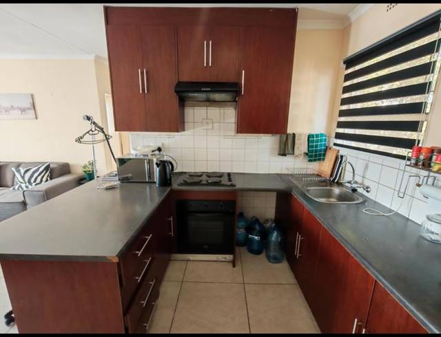 2 BEDROOM APARTMENT FOR SALE IN VORNA VALLEY